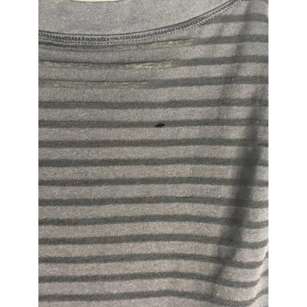 Lululemon Striped Muscle Tank Top Black Sleeveless Crew Neck Workout‎ Shirt